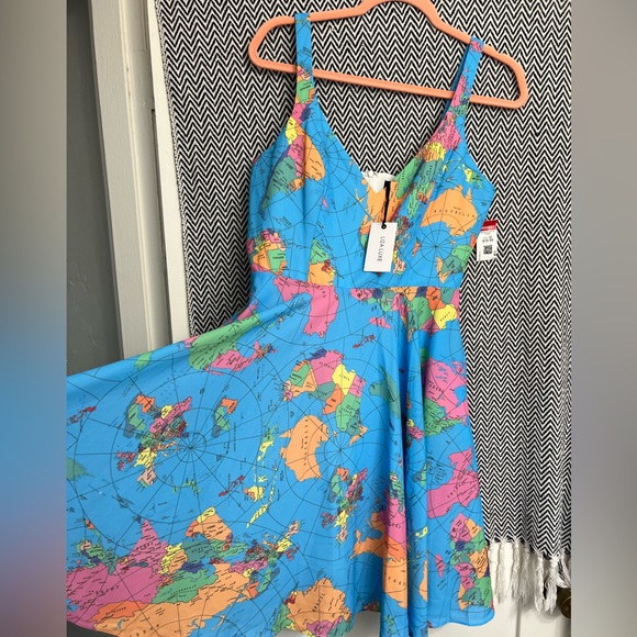 MODCLOTH Liza Luxe Map of the World Dress - Medium - Picture 2 of 6